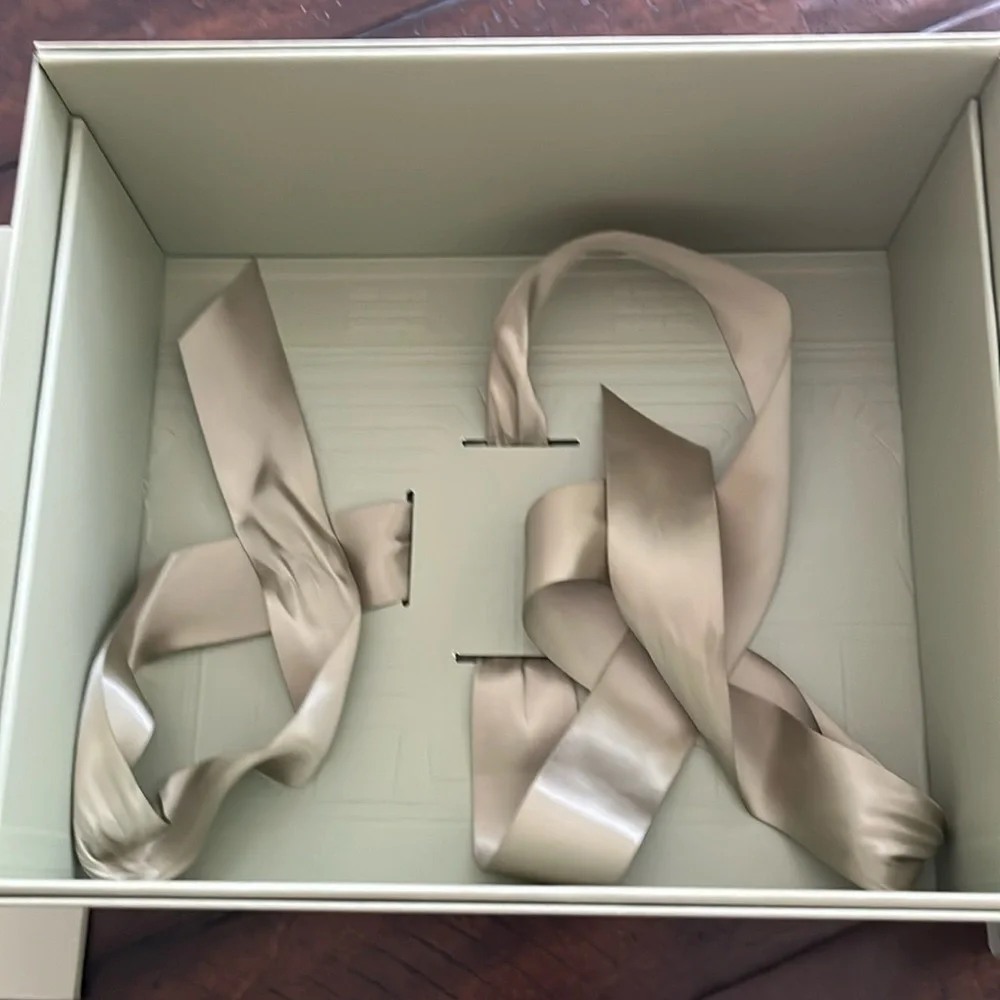 COPY - COPY - Van Cleff box